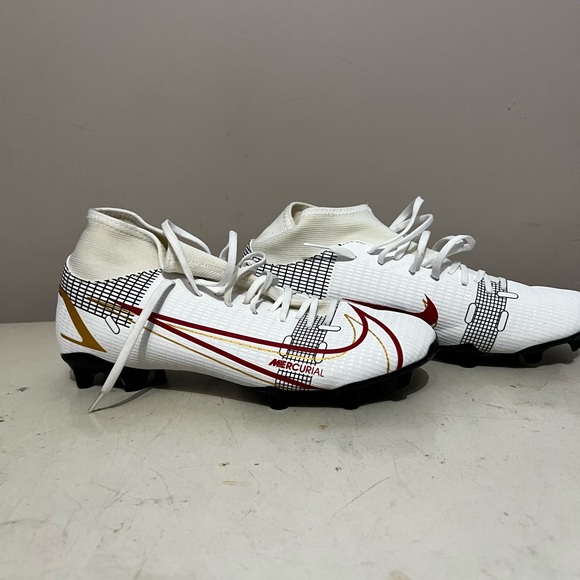 Nike Mercurial Soccer Cleats Sz 41 - Picture 13 of 16